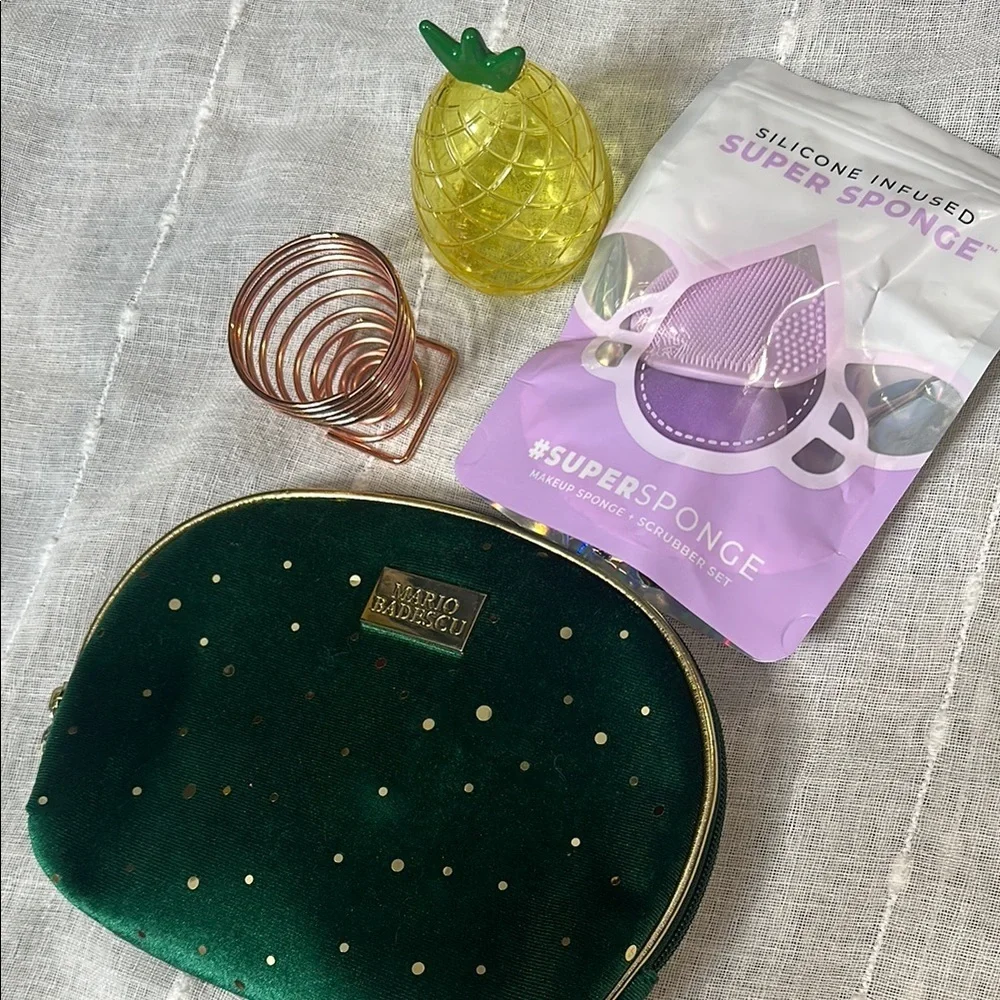 Mario Badescu Green Velvet Bag with Gold Dots Bundled with MakeUp Sponges Travel